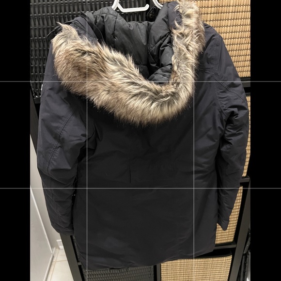 Womens North Face Winter Jacket - Picture 2 of 4